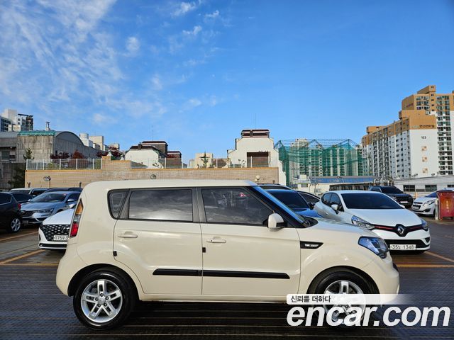 Kia Soul 2011 — photo 3
