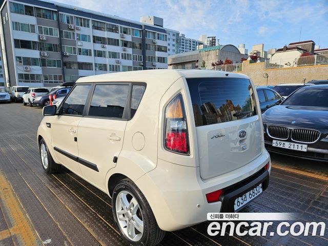 Kia Soul 2011 — photo 6