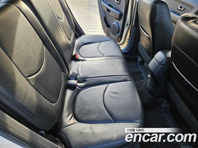 Kia Soul 2011 — photo 12