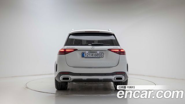 Mercedes-Benz GLE-Class 2025 — photo 4