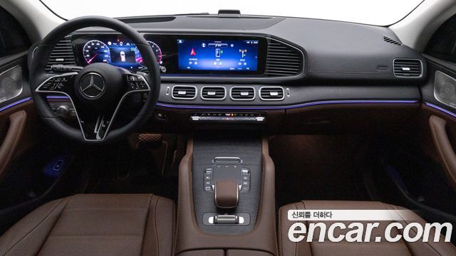 Mercedes-Benz GLE-Class 2025 — photo 7