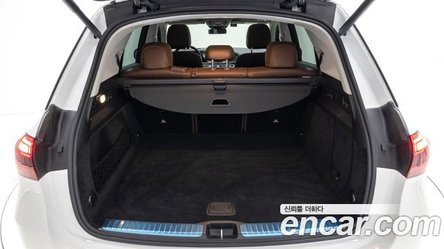 Mercedes-Benz GLE-Class 2025 — photo 11
