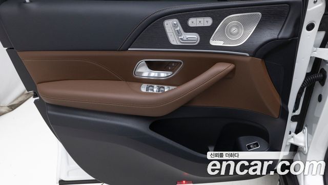 Mercedes-Benz GLE-Class 2025 — photo 15