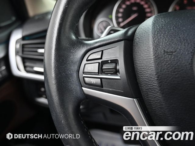 BMW X5 2014 — photo 16