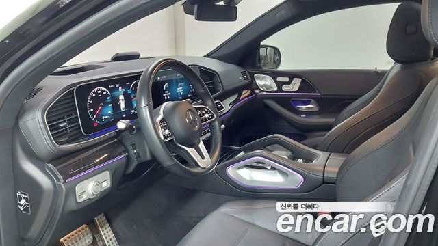 Mercedes-Benz GLE-Class 2023 — photo 9