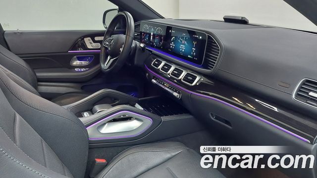 Mercedes-Benz GLE-Class 2023 — photo 13