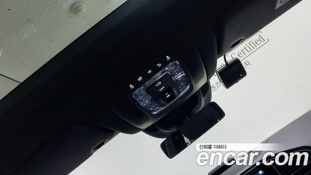 Mercedes-Benz GLE-Class 2023 — photo 17