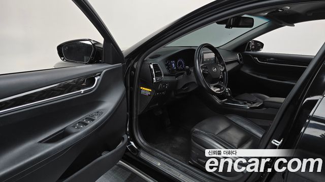Hyundai Grandeur 2019 — photo 13