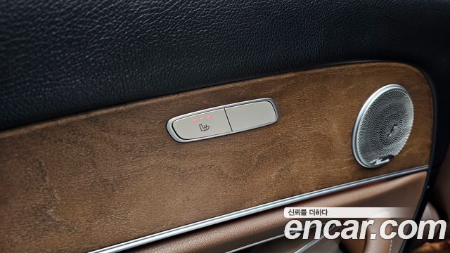 Mercedes-Benz E-Class 2018 — photo 16