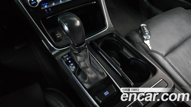 Hyundai Grandeur 2018 — photo 12