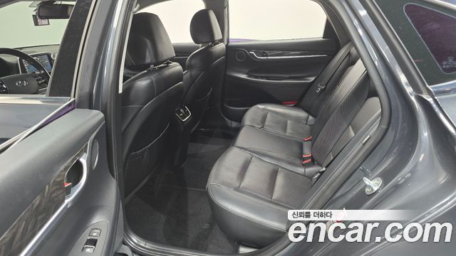 Hyundai Grandeur 2018 — photo 17