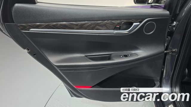 Hyundai Grandeur 2018 — photo 15