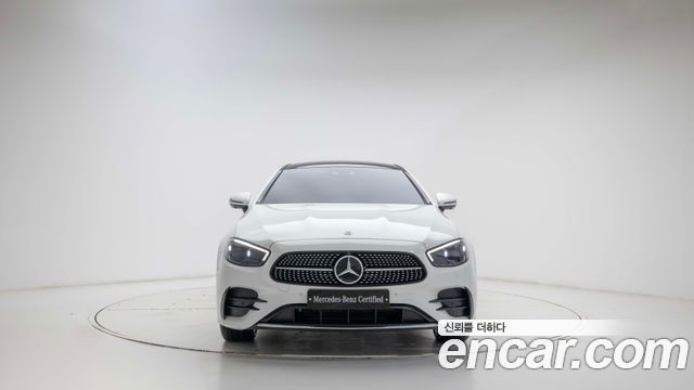 Mercedes-Benz E-Class 2021 — photo 3
