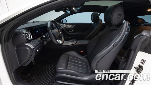 Mercedes-Benz E-Class 2021 — photo 14