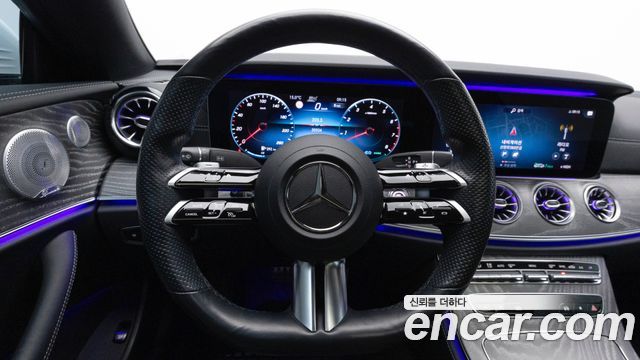 Mercedes-Benz E-Class 2021 — photo 20