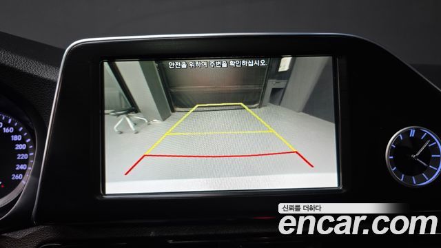 Hyundai Grandeur 2018 — photo 22