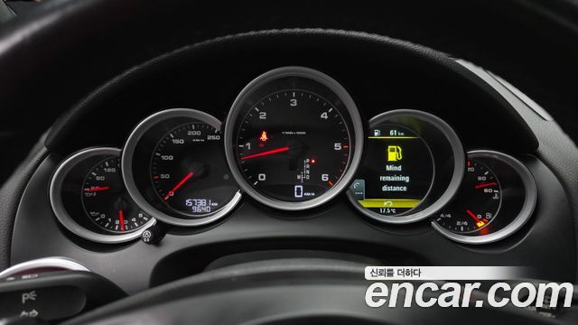 Porsche Cayenne 2012 — photo 8