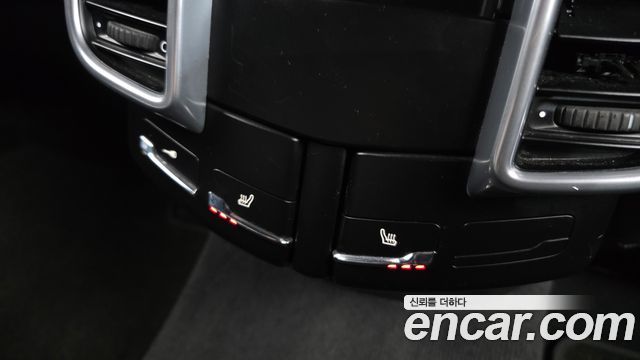 Porsche Cayenne 2012 — photo 18