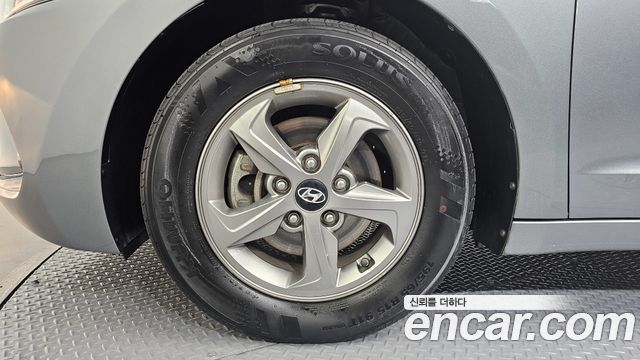 Hyundai AVANTE 2016 — photo 5
