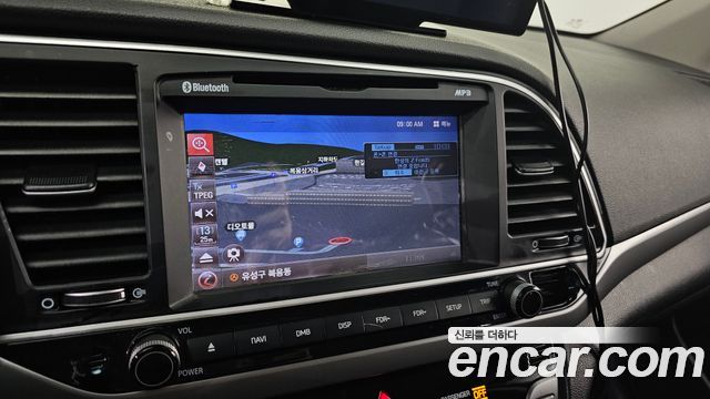 Hyundai AVANTE 2016 — photo 19