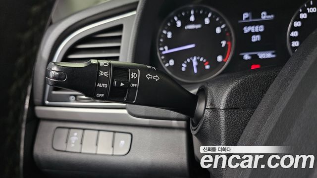 Hyundai AVANTE 2016 — photo 22