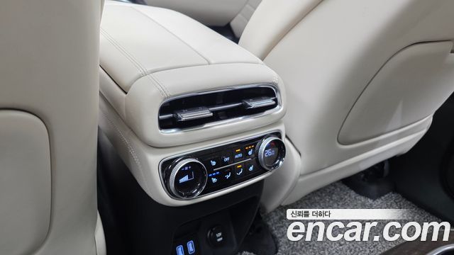 Genesis GV80 2023 — photo 24