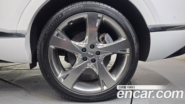 Genesis GV80 2023 — photo 7