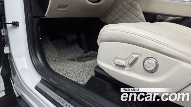 Genesis GV80 2023 — photo 33