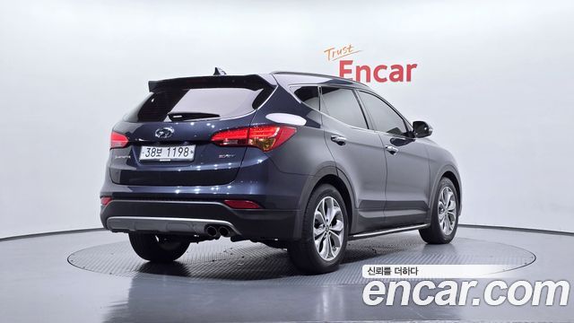 Hyundai Santafe 2015 — photo 2