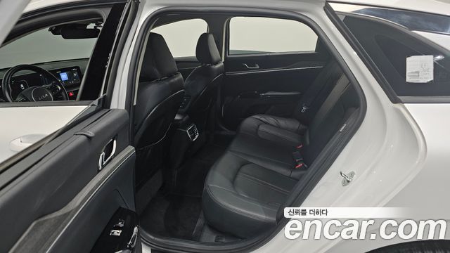 Kia K5 2024 — photo 23