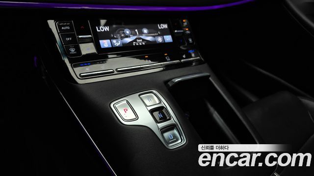 Hyundai Grandeur 2023 — photo 12