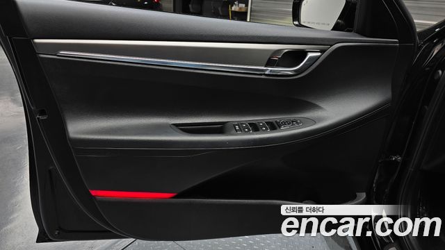 Hyundai Grandeur 2023 — photo 14