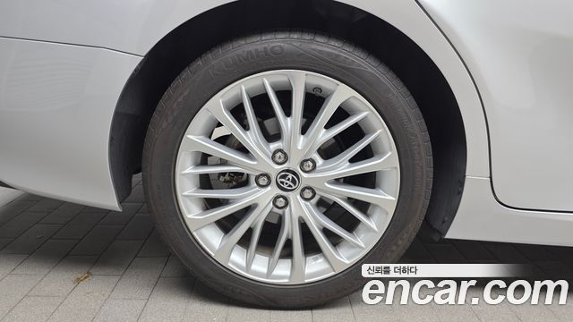 Toyota Camry 2018 — photo 5