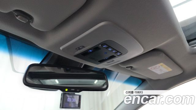 Toyota Camry 2018 — photo 29