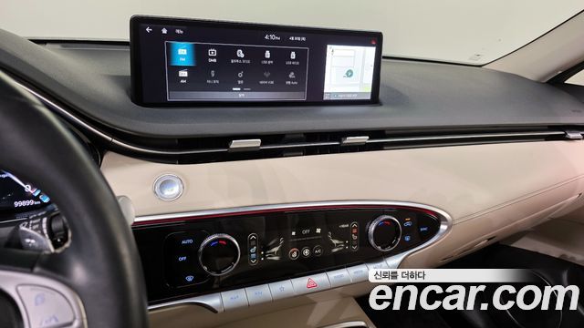 Genesis GV70 2021 — photo 14