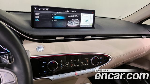 Genesis GV70 2021 — photo 17