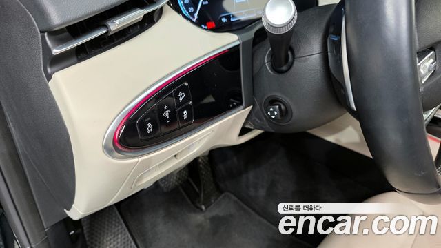 Genesis GV70 2021 — photo 19