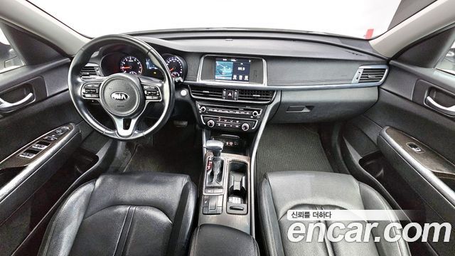 Kia K5 2016 — photo 10