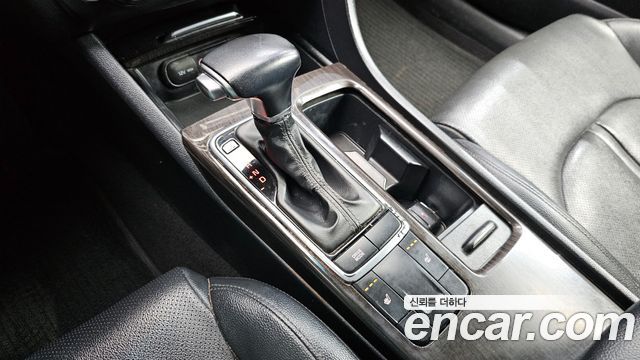 Kia K5 2016 — photo 12