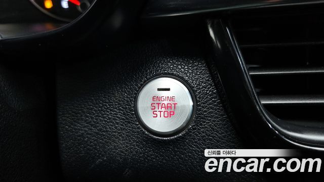Kia K5 2016 — photo 19