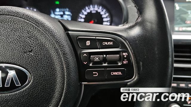 Kia K5 2016 — photo 23