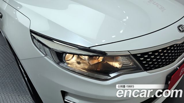 Kia K5 2016 — photo 8
