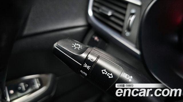Kia K5 2016 — photo 29