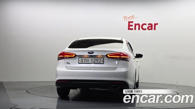 Kia K3 2018 — photo 4