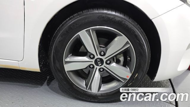 Kia K3 2018 — photo 5