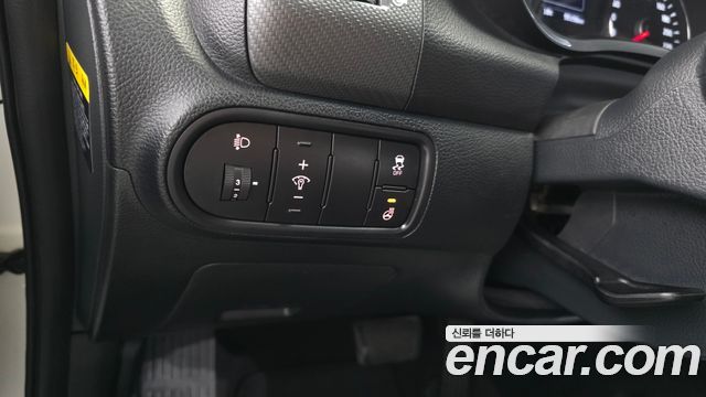 Kia K3 2018 — photo 23