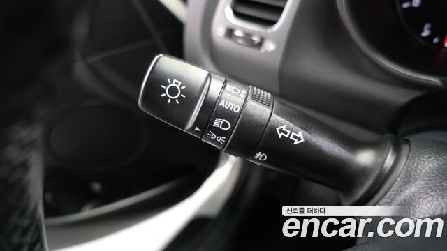 Kia K3 2018 — photo 24