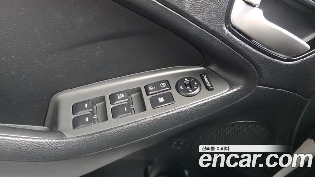 Kia K3 2018 — photo 16