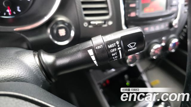 Kia K3 2018 — photo 28