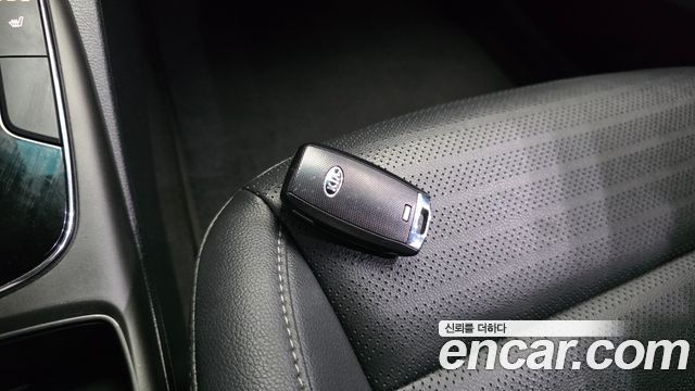Kia K3 2018 — photo 29